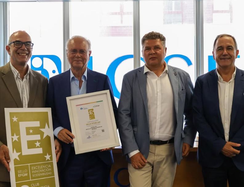 ICSE recibe el Sello EFQM 600 y premia la excelencia de su alumnado