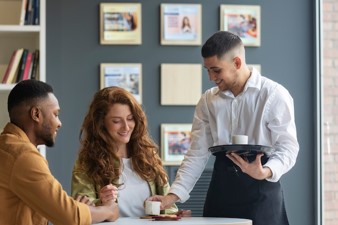 OPERACIONES BÁSICAS DE RESTAURANTE Y BAR