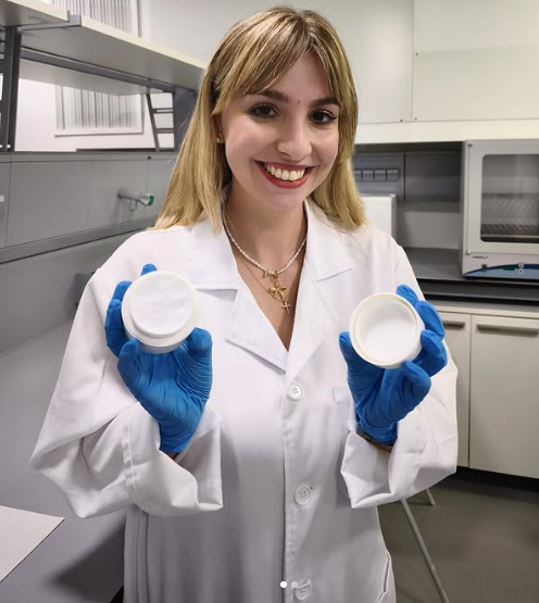 Los estudiantes de 2º de Farmacia aprenden a formular